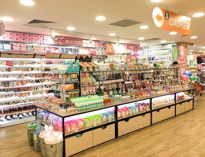 Daiso at 100 AM