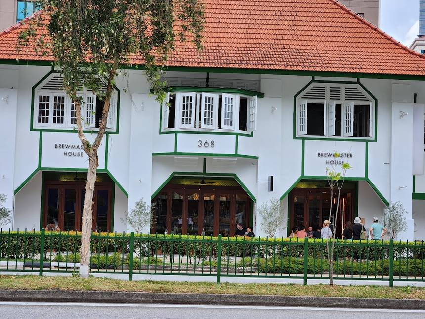 Common Man Coffee Roasters at Anchorpoint