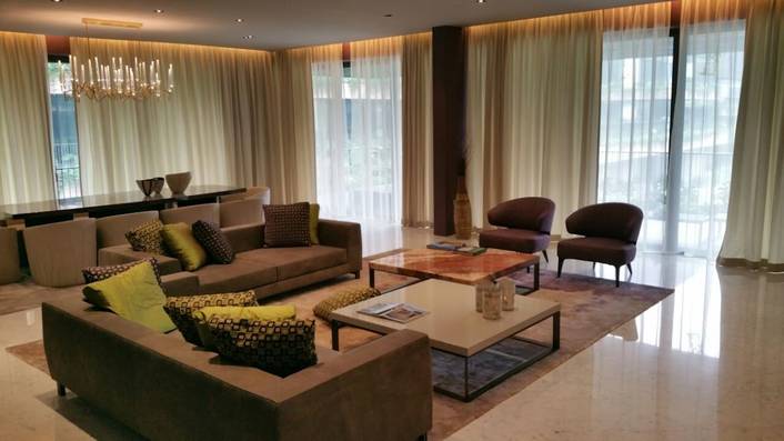 Le Showplace at Anchorpoint