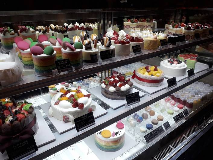 PARIS BAGUETTE Cafe at Bugis Junction