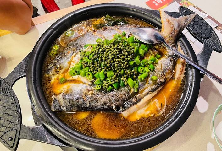 TAN YU at Bugis Junction