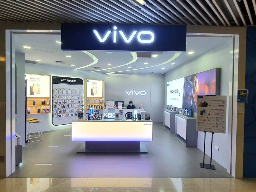 VIVO at Causeway Point
