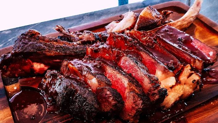 Mediumrare by Saveur at Century Square