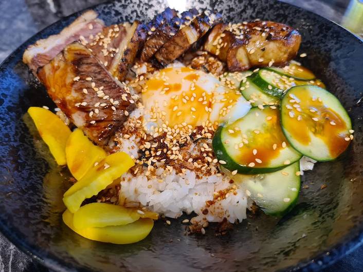 Mediumrare by Saveur at Century Square