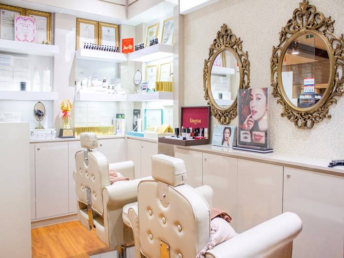 Designer Brow Beauty at Chinatown Point