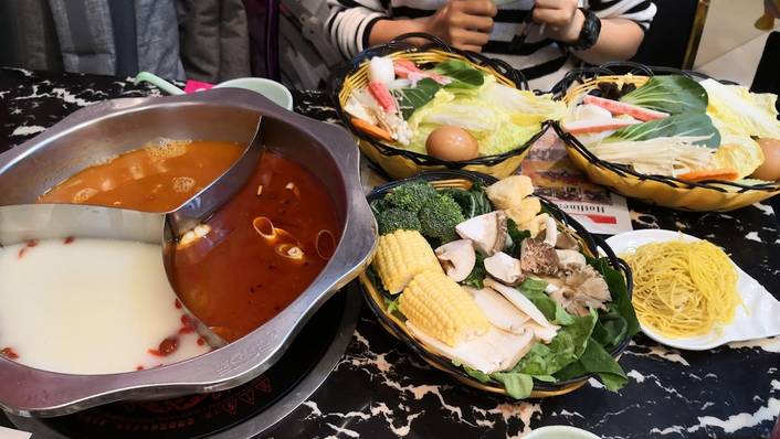 Shi Li Fang Hot Pot at Chinatown Point