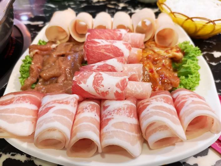 Shi Li Fang Hot Pot at Chinatown Point