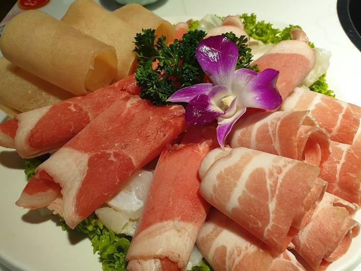 Shi Li Fang Hot Pot at Chinatown Point