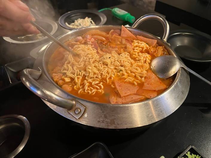 8 Korean BBQ at Clarke Quay Central
