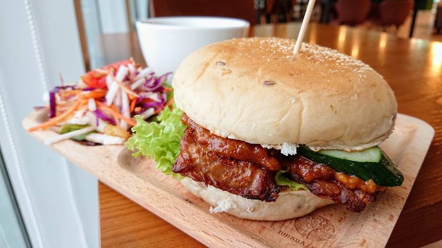 nomVnom Bistro at Clarke Quay Central