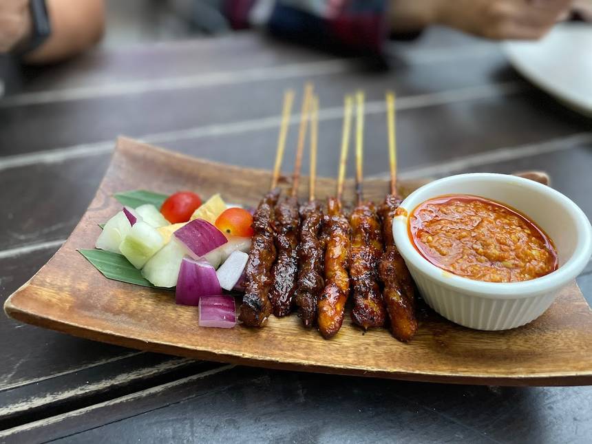 Bayang at Clarke Quay