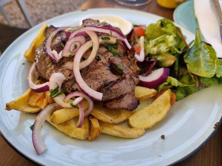 Zorba the Greek Taverna at Clarke Quay
