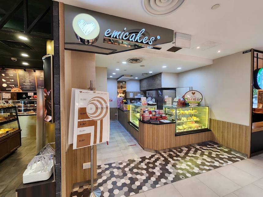 Emicakes at Compass One