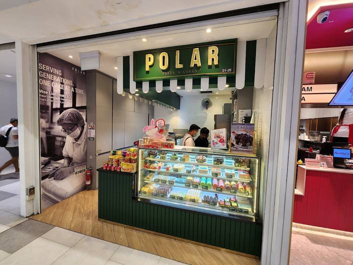 Polar Puffs & Cakes at Compass One