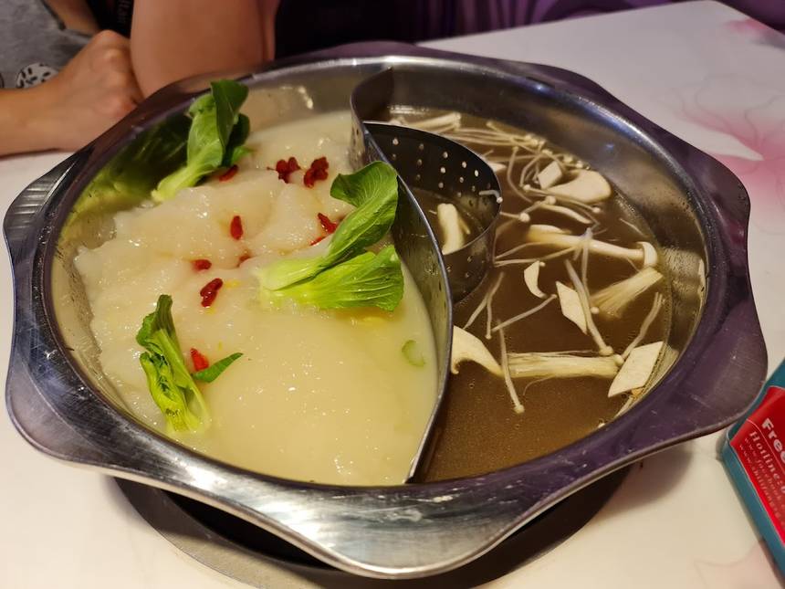 Shi Li Fang Hot Pot at Compass One