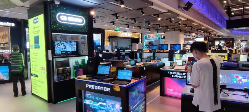 CR Group at Funan Mall