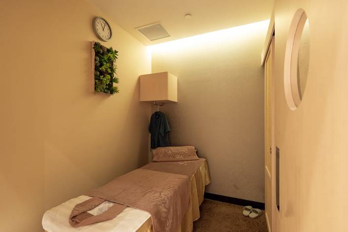 HealSpa at Funan Mall