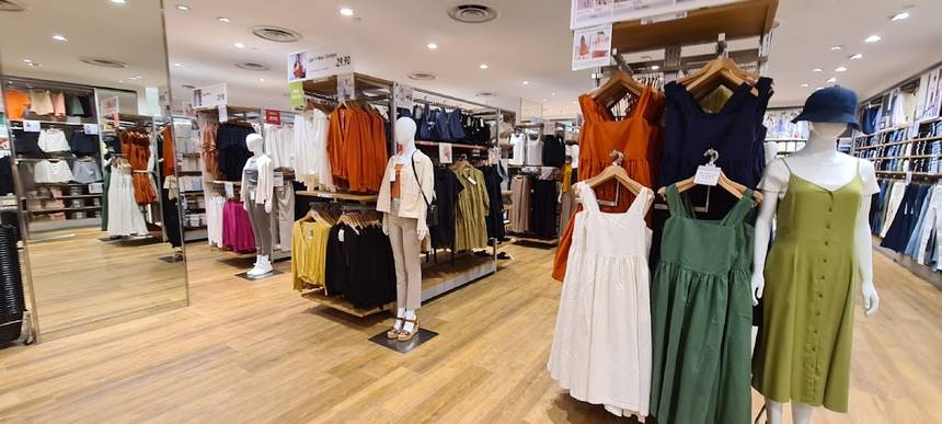 UNIQLO at Great World