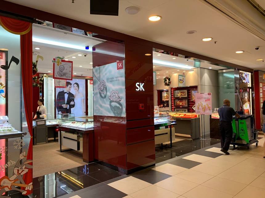SK Jewellery at Hougang Mall
