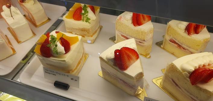 Dulcet & Studio at i12 Katong