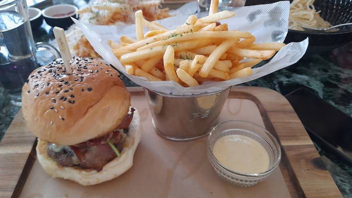 PS.Cafe at i12 Katong