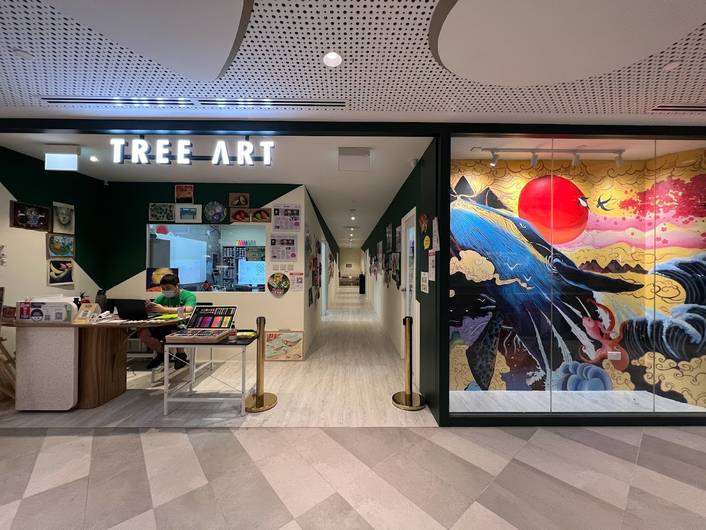 Tree Art at i12 Katong