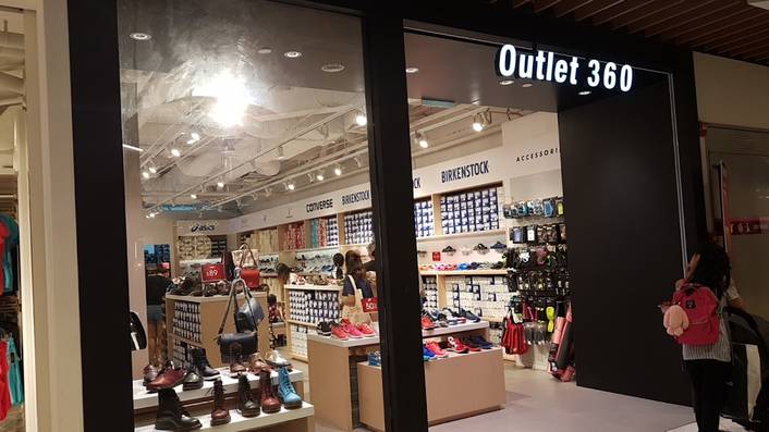 Outlet 360 at IMM