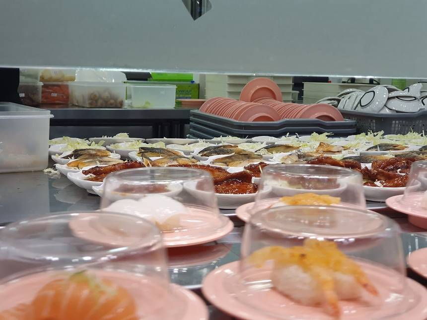 Sushi Express at IMM