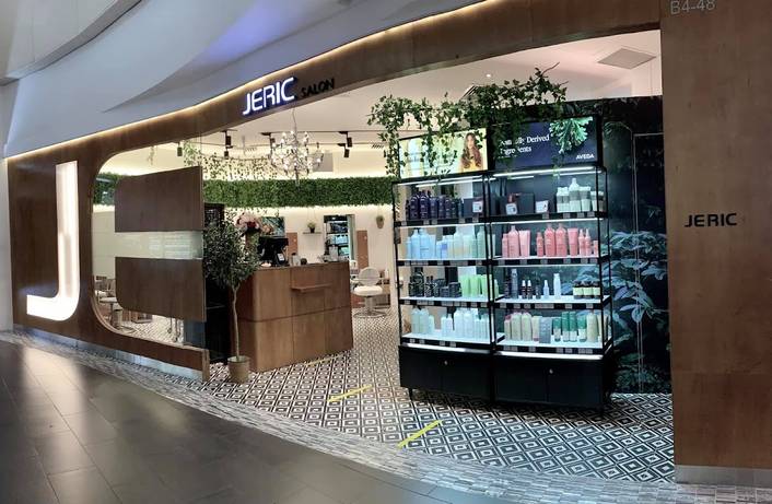 Jeric Salon at ION Orchard