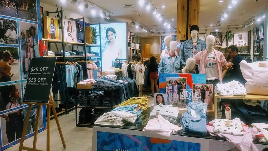 Levi's at ION Orchard