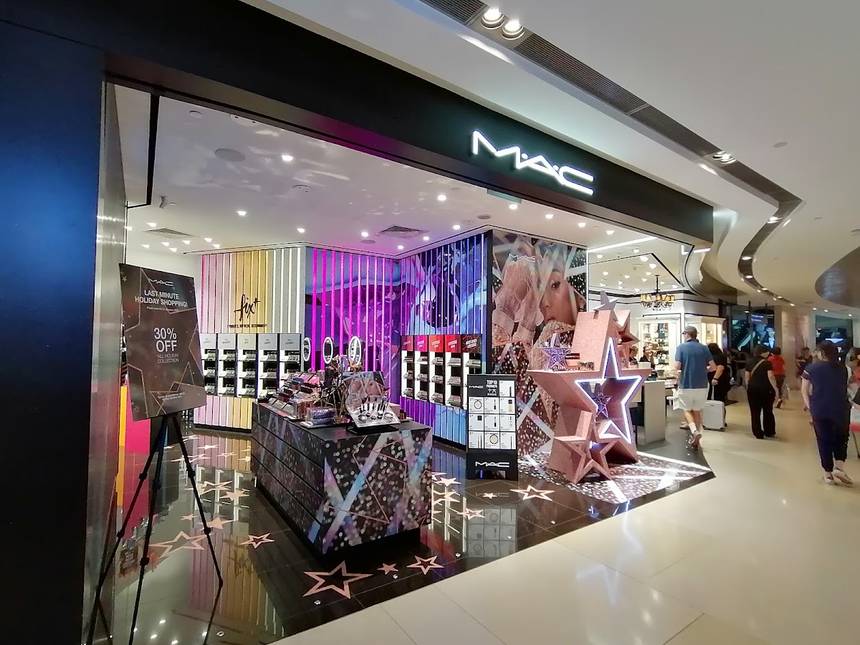 M.A.C. at ION Orchard