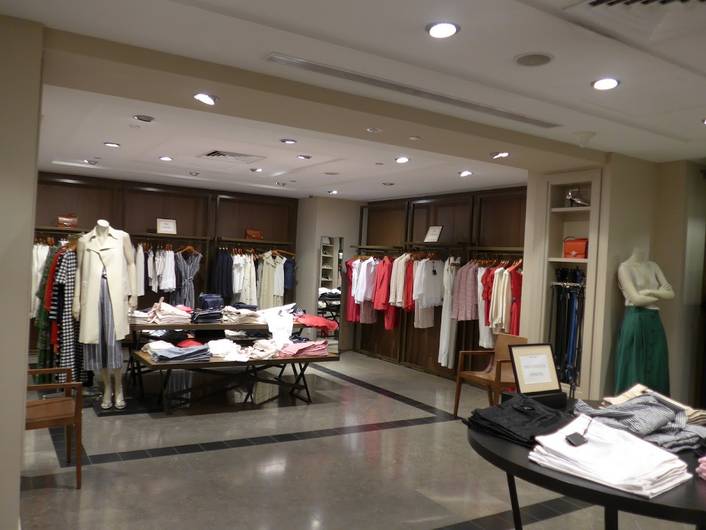 Massimo Dutti at ION Orchard