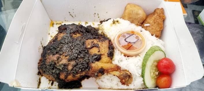 D'Penyetz at Jem
