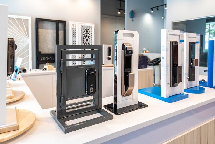 Eazea Smart Lock at Jem