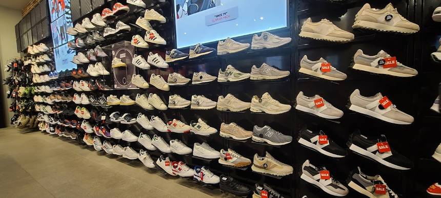 Foot Locker at Jem