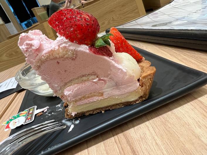 Fruit Paradise 和 Cafe at Jem
