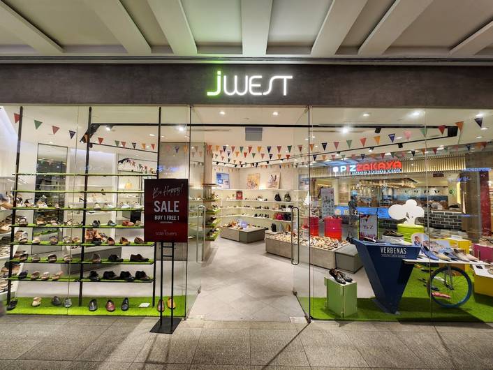 JWest at Jem
