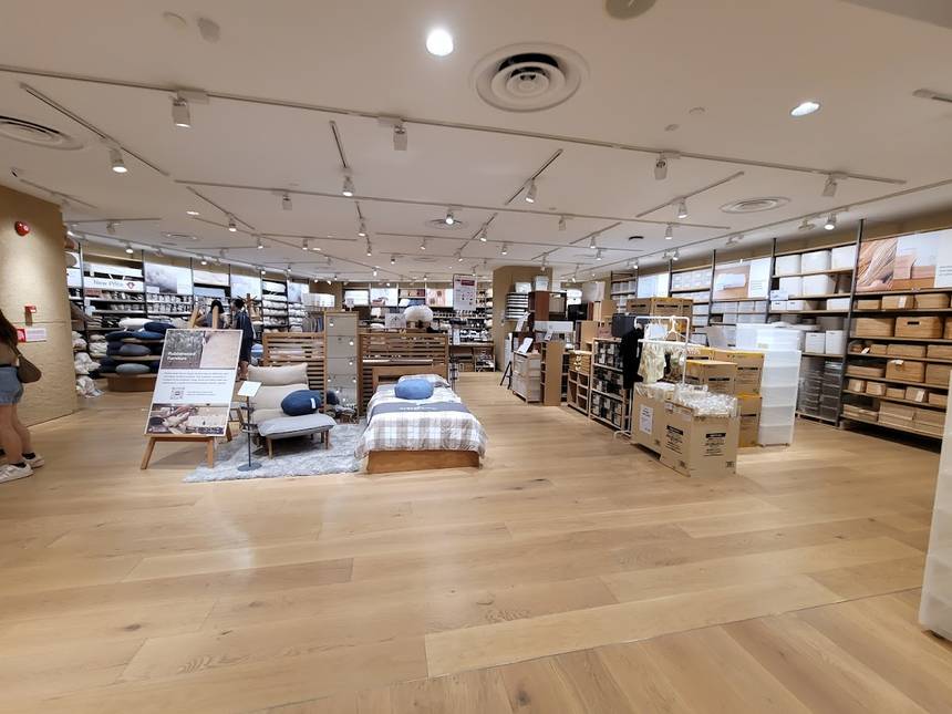 Muji at Jem