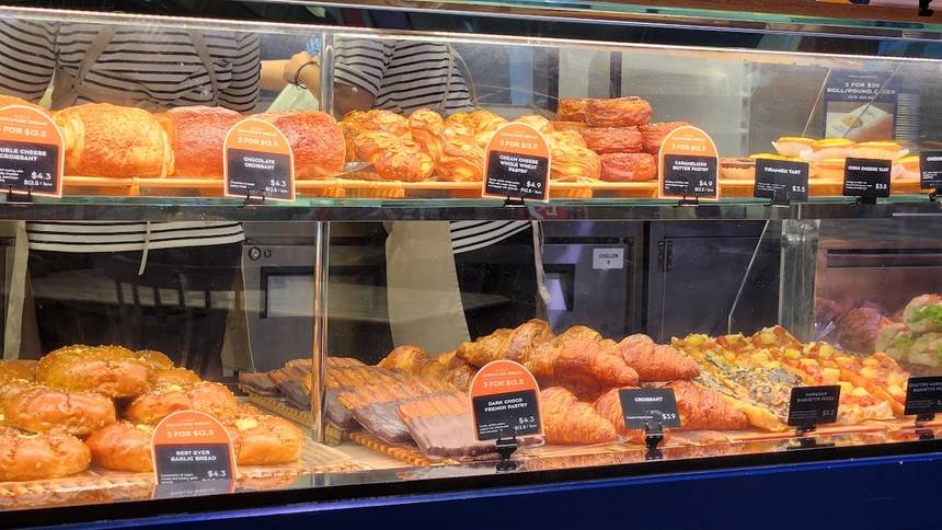 Paris Baguette at Jem