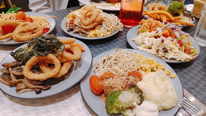 XW Western Grill at Jem