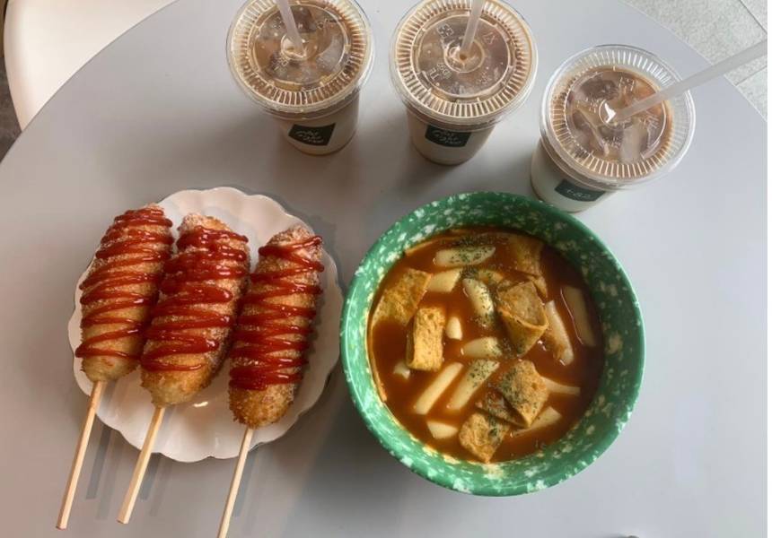 82 Bunsik at Jubilee Square