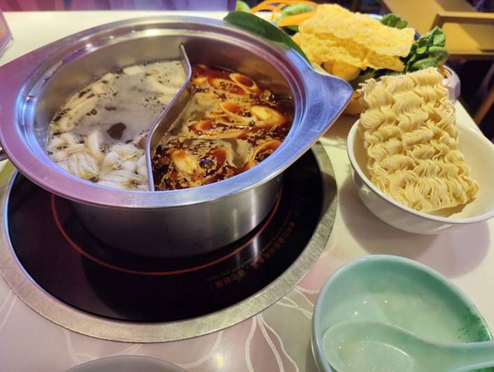 Shi Li Fang Hot Pot at Junction 10