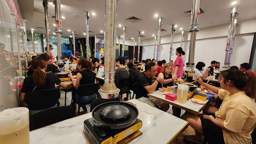 Siam Square Mookata at Junction 10