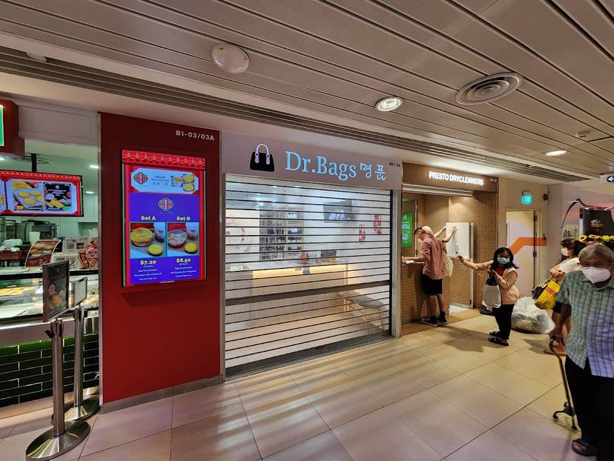 Dr. Bags at Junction 8