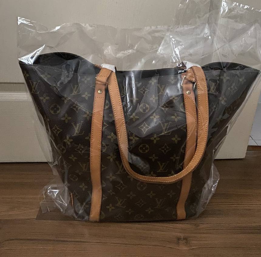 Dr. Bags at Junction 8