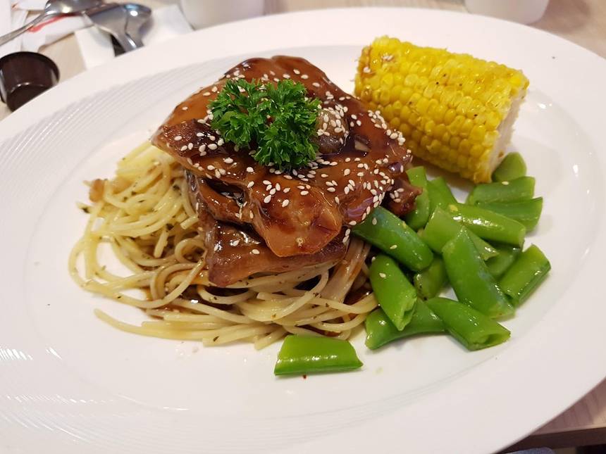 Swensen's at Junction 8