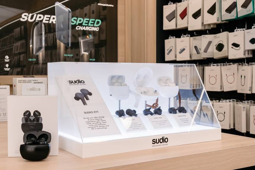 Urban M at Junction 8