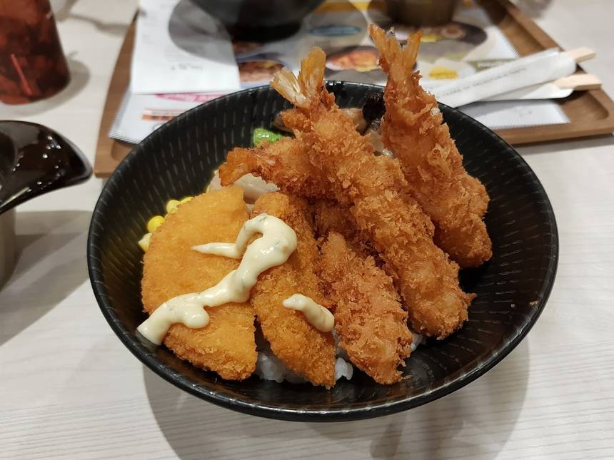 YOSHINOYA at Junction 8