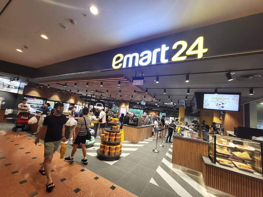 Emart24 at Jurong Point