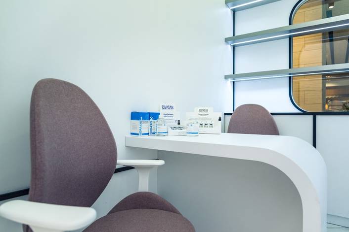 Ministry of Scalp Therapy at Mandarin Gallery